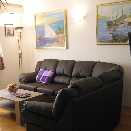 Apartmani Jole Trogir Exterior photo