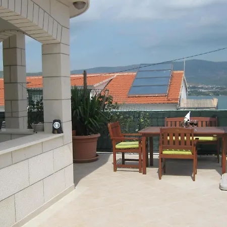 Apartmani Jole Trogir Exterior photo